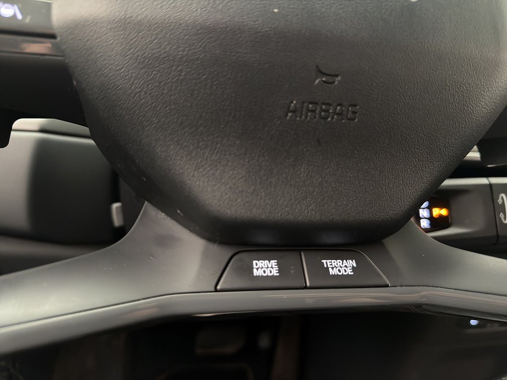 Vehicle Image 35