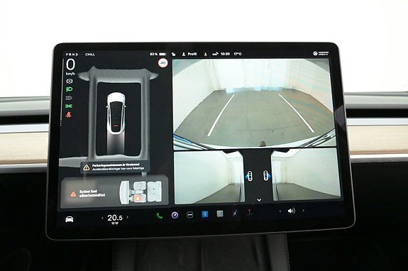 Vehicle Image 17