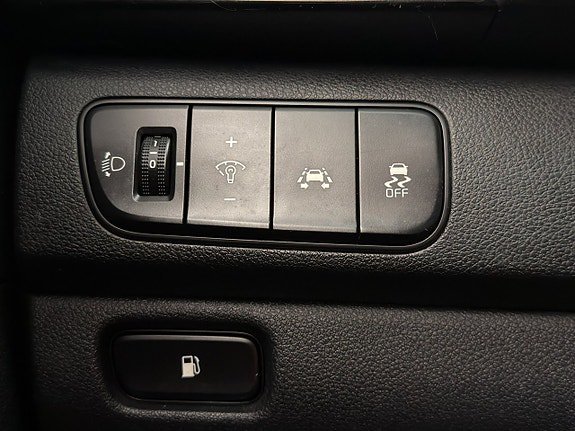 Vehicle Image 29