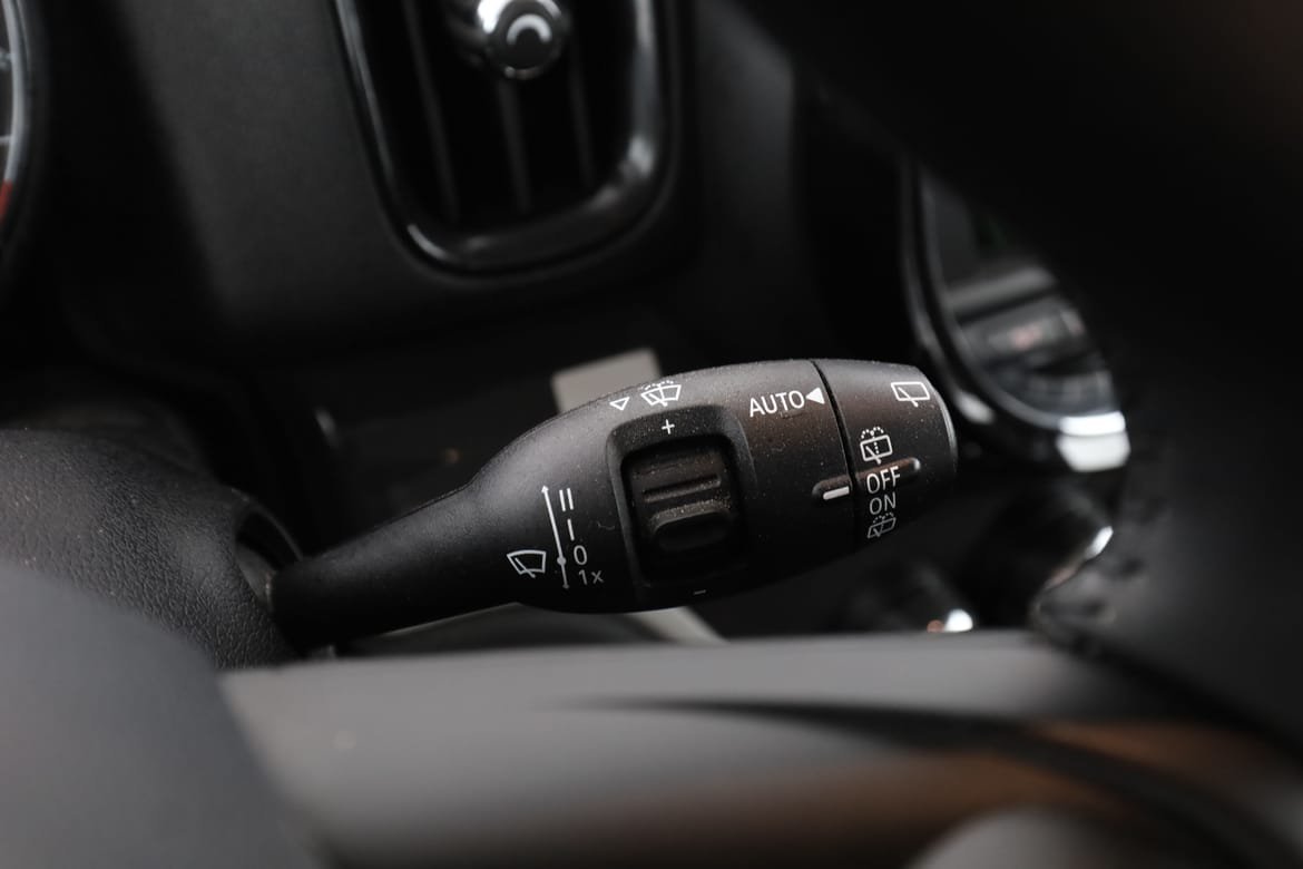 Vehicle Image 28