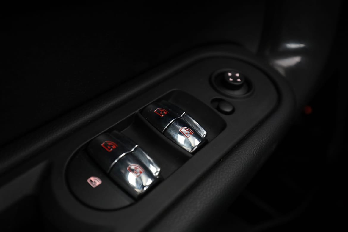Vehicle Image 31