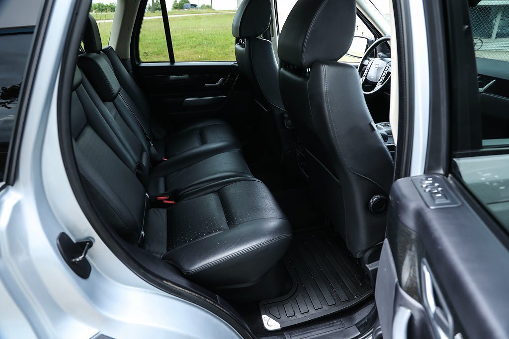 Vehicle Image 19