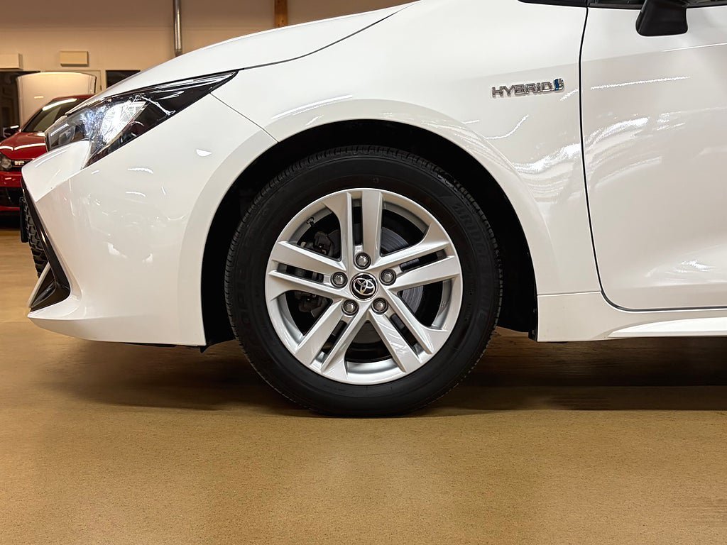 Vehicle Image 8