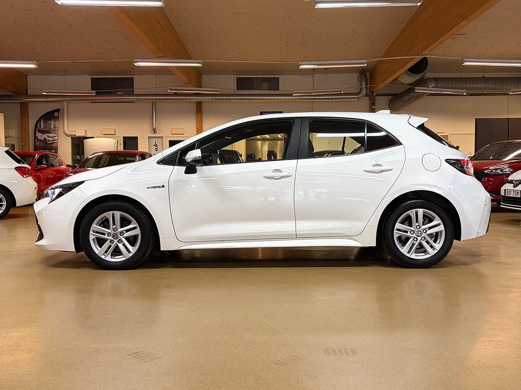 Vehicle Image 12