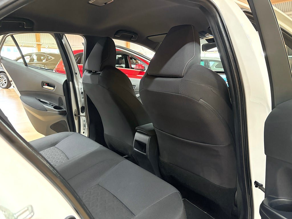 Vehicle Image 18