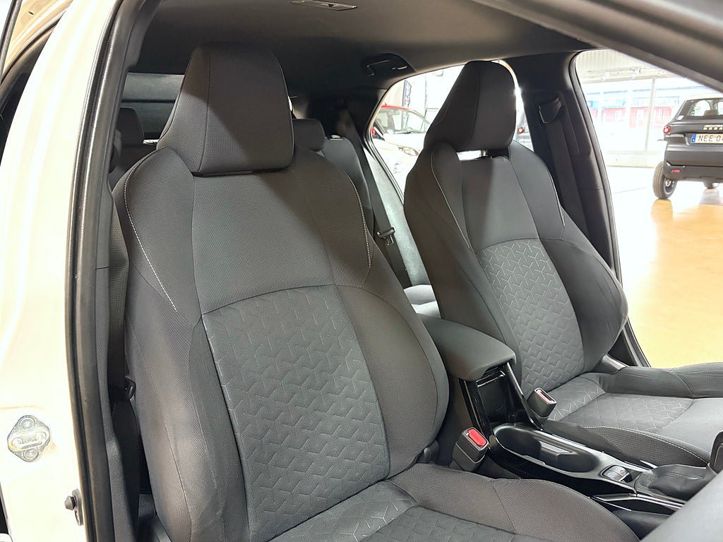 Vehicle Image 19