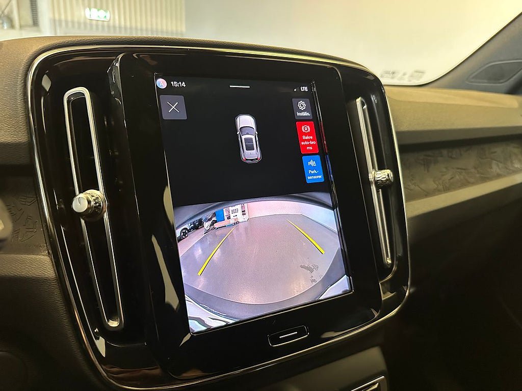 Vehicle Image 15