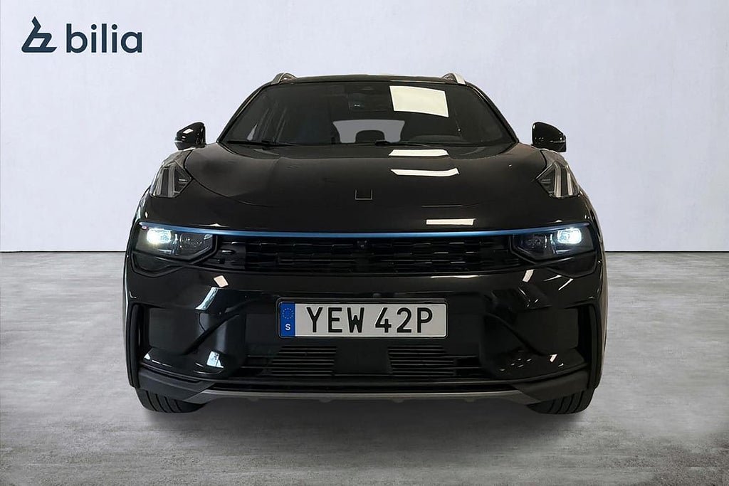 Vehicle Image 6