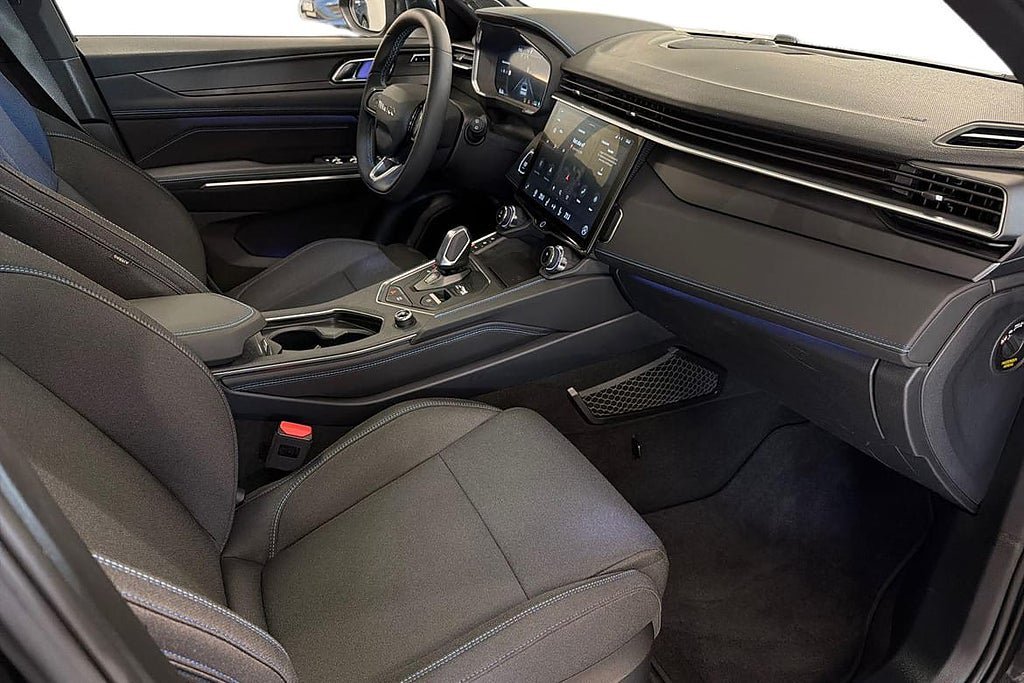 Vehicle Image 7