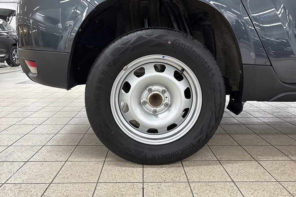 Vehicle Image 17