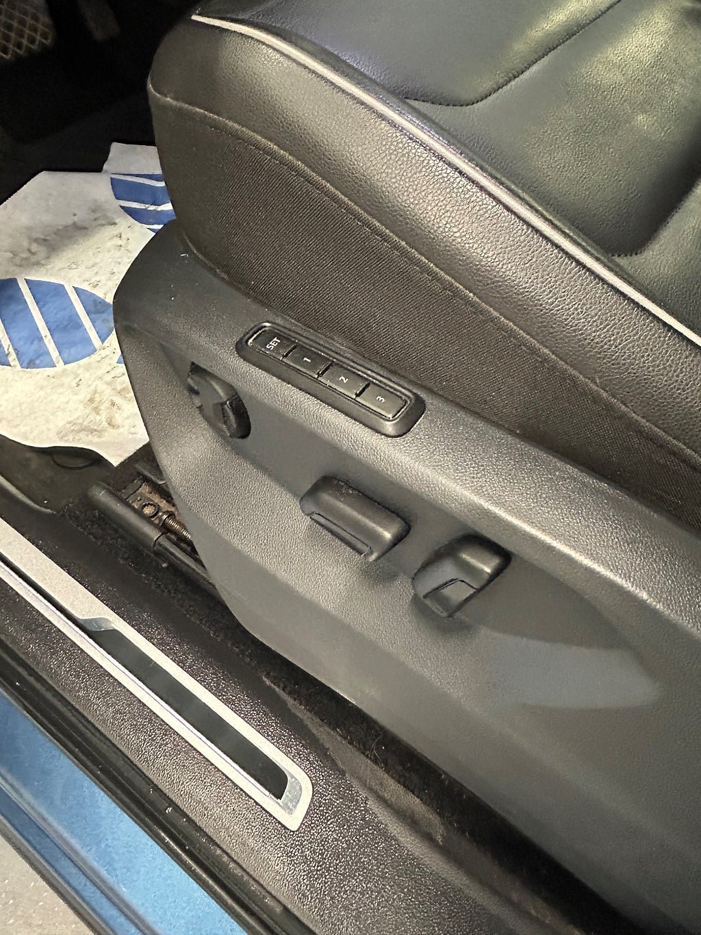 Vehicle Image 22