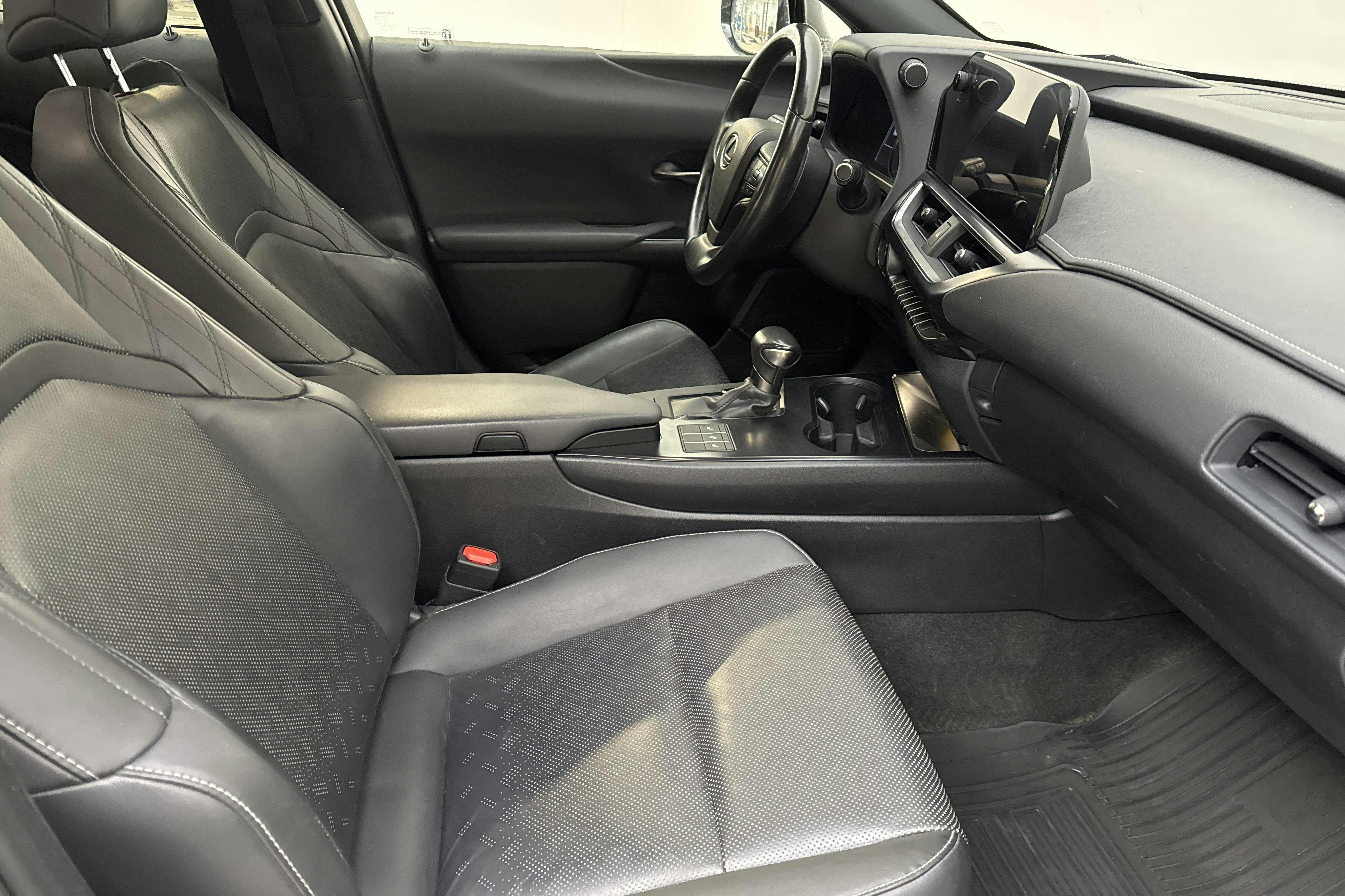 Vehicle Image 7
