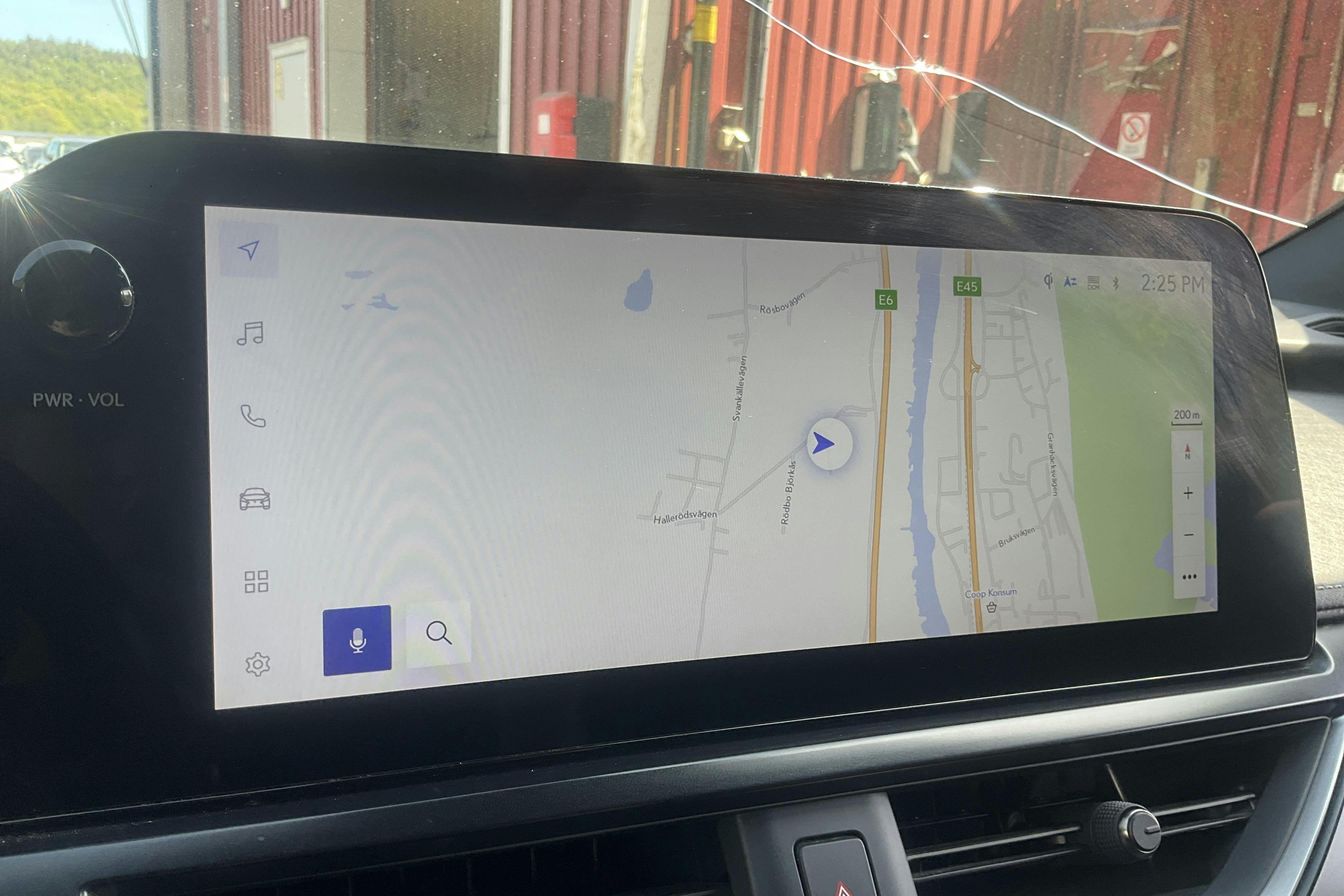 Vehicle Image 14