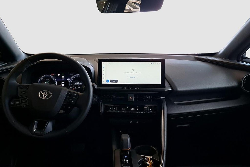 Vehicle Image 10