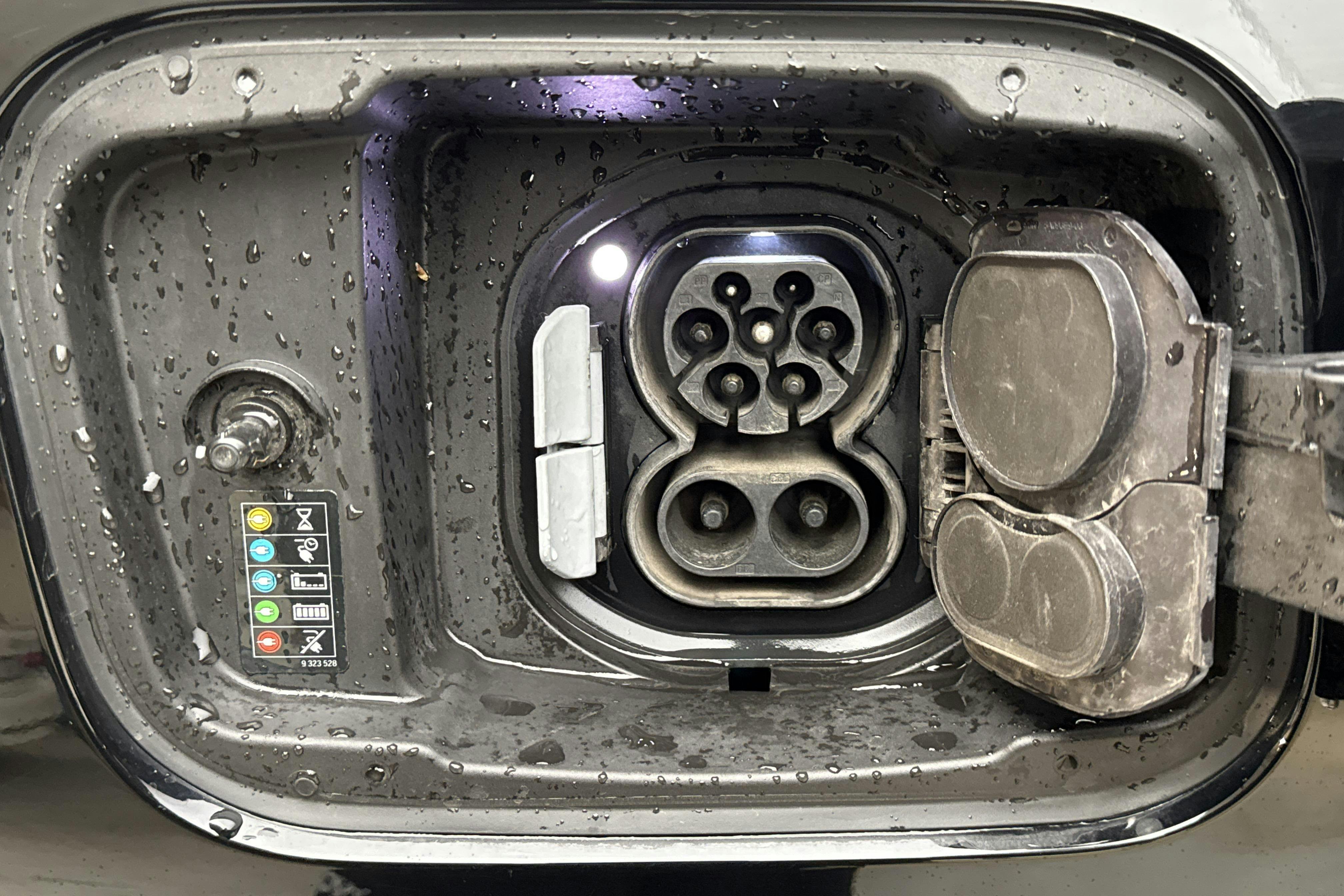 Vehicle Image 20
