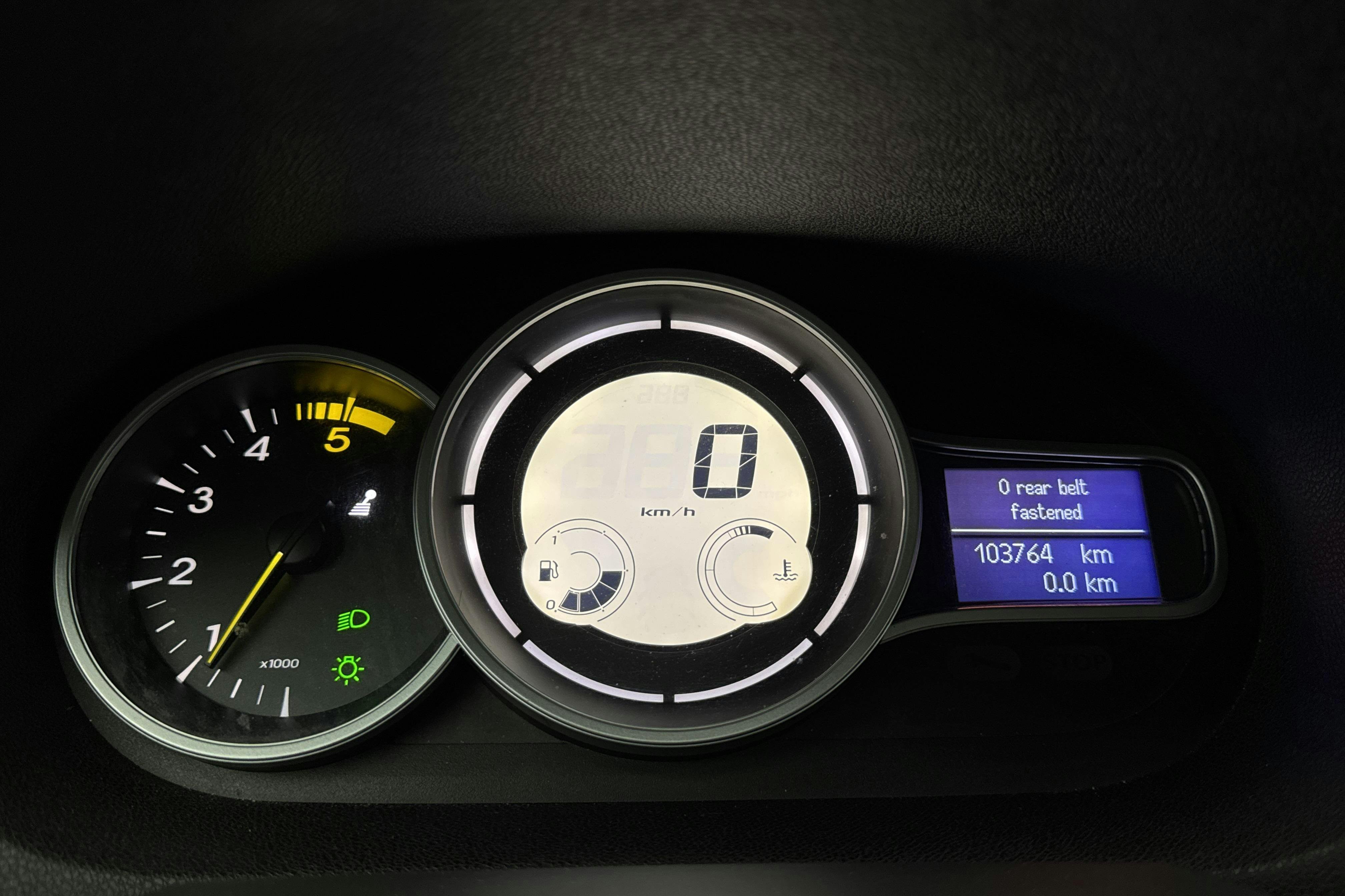 Vehicle Image 10