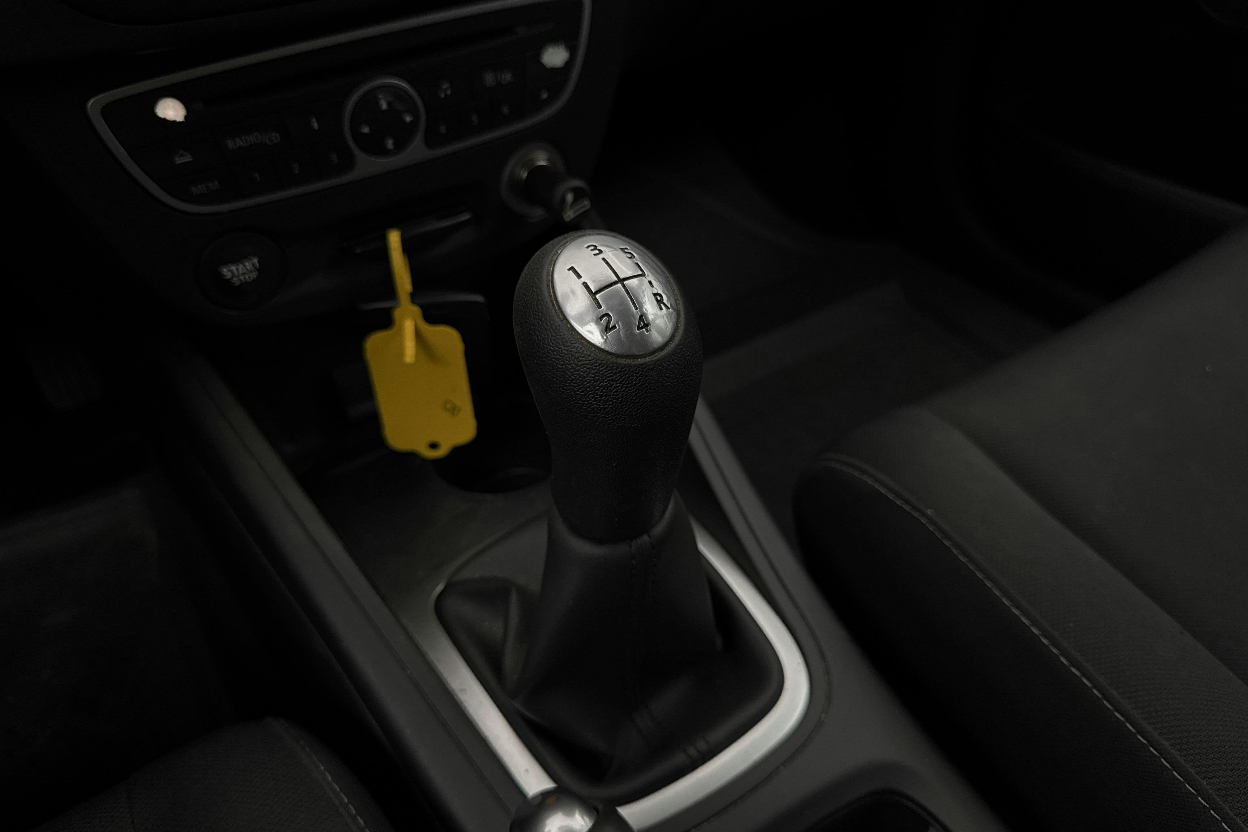 Vehicle Image 13