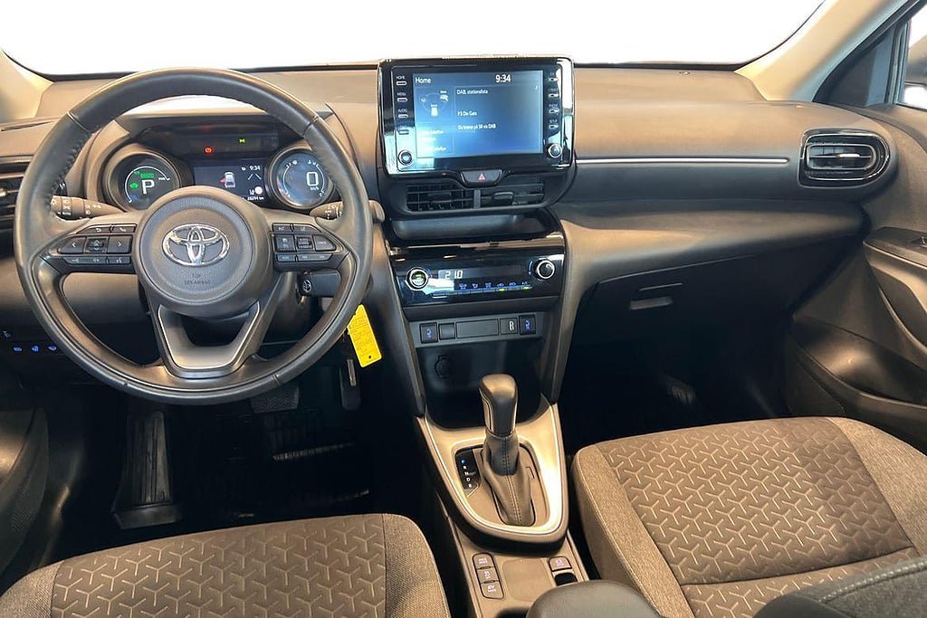 Vehicle Image 11
