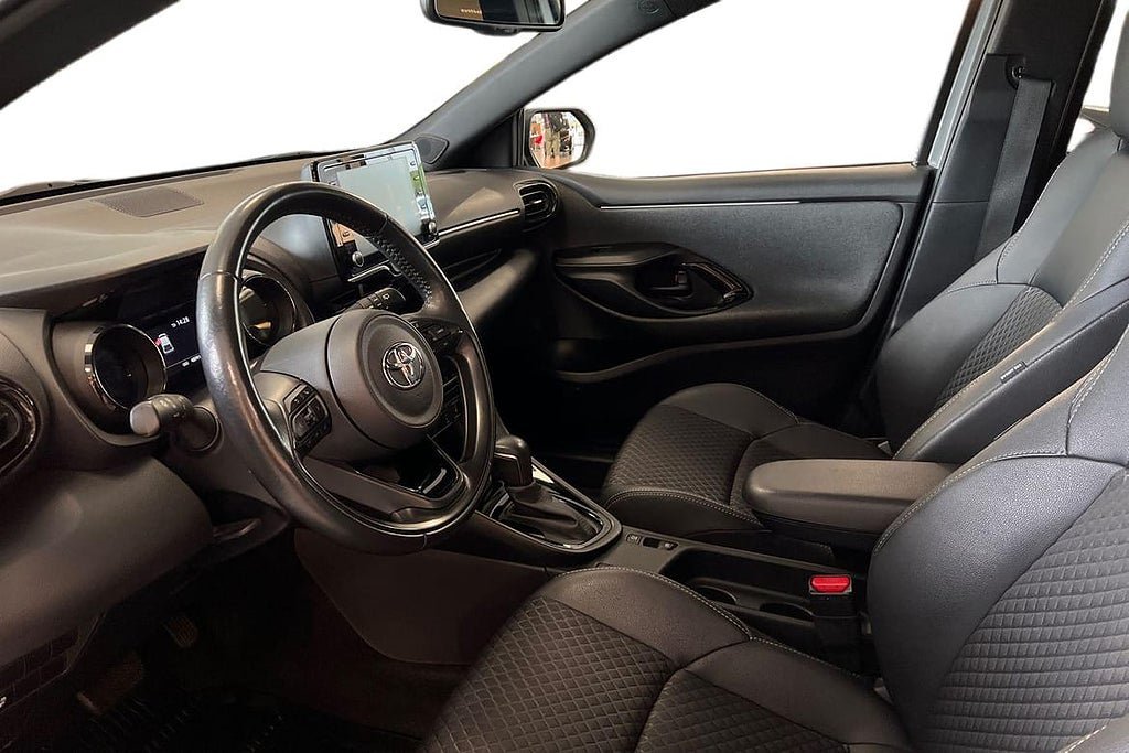 Vehicle Image 14