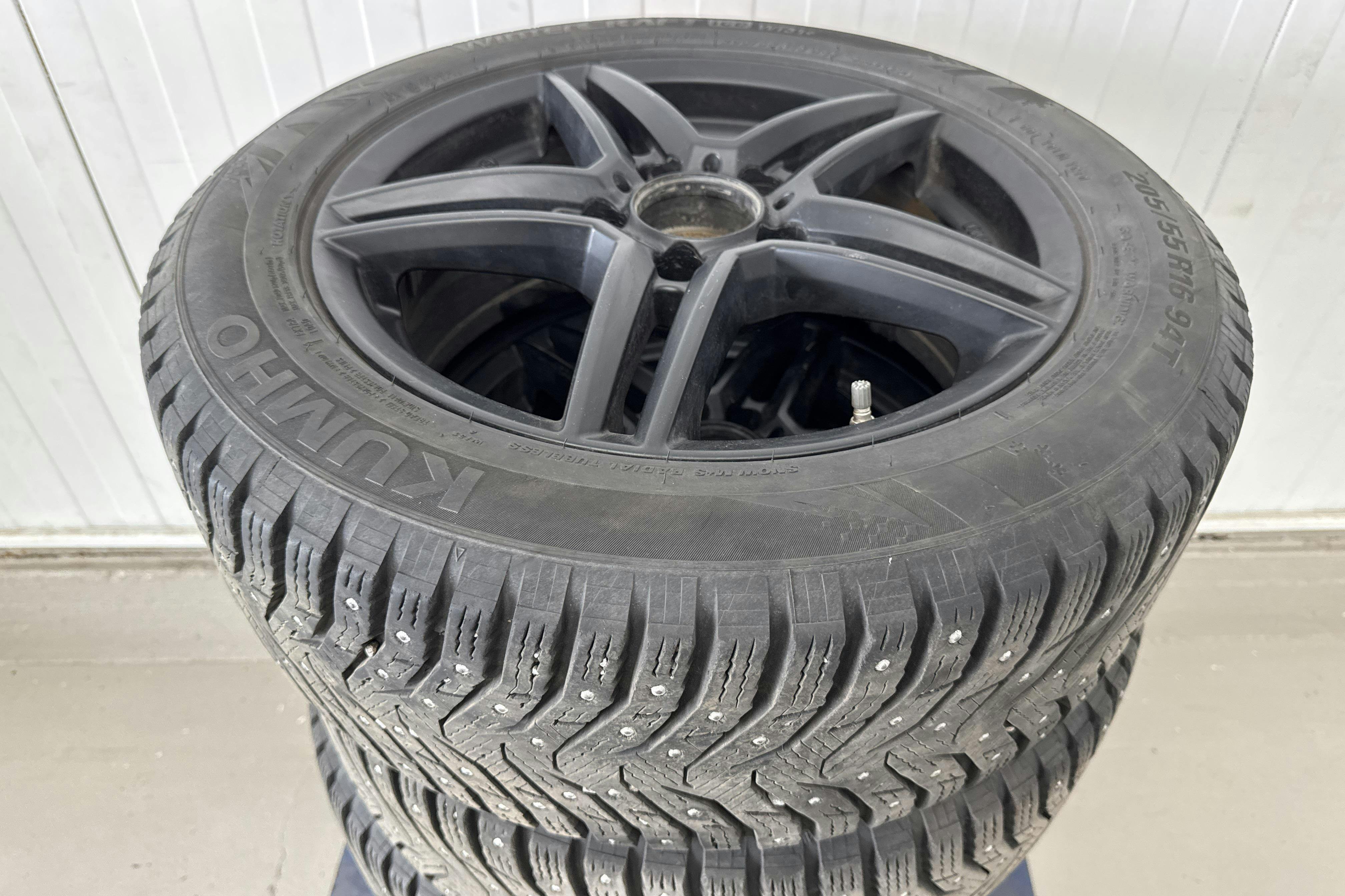 Vehicle Image 14