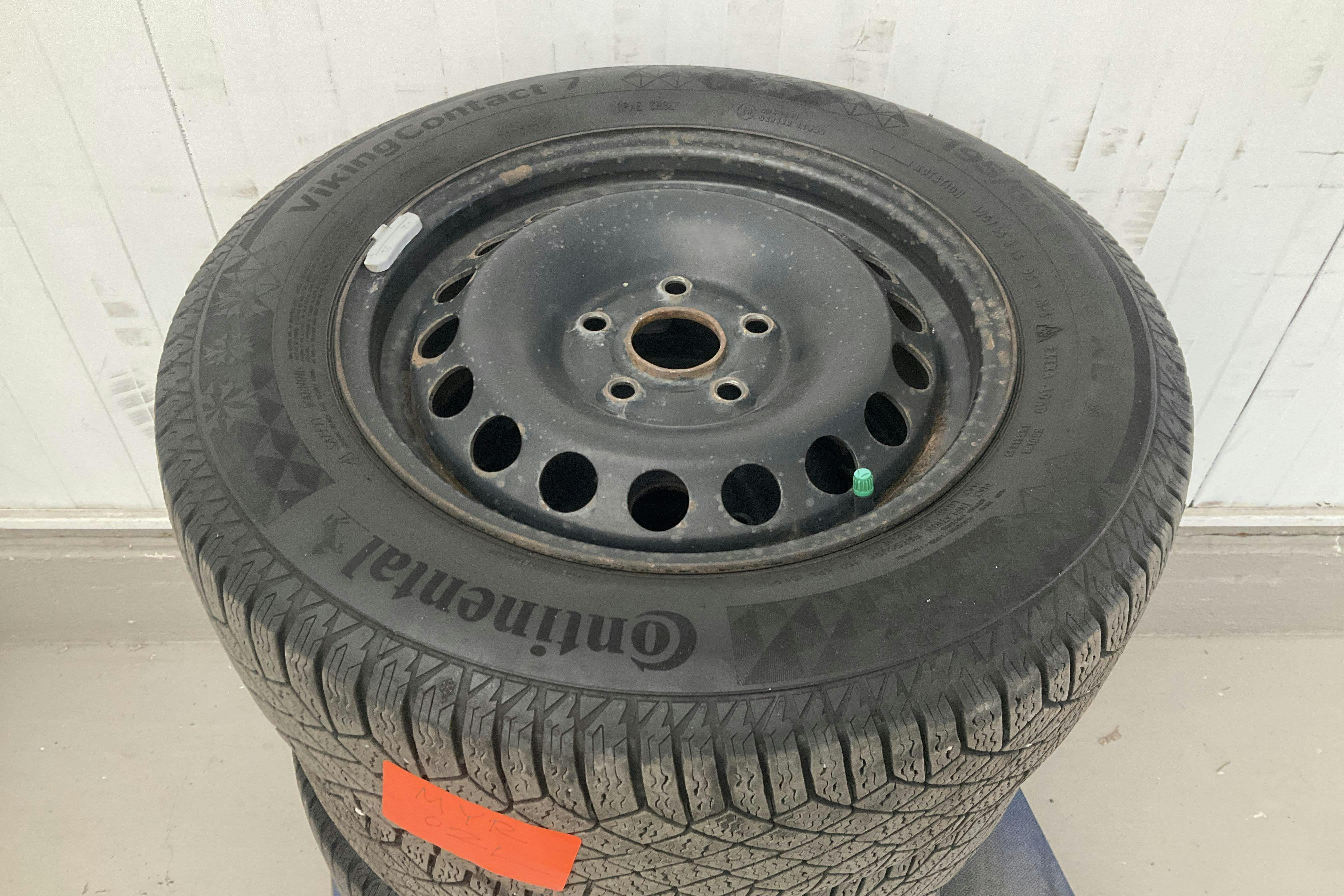 Vehicle Image 18