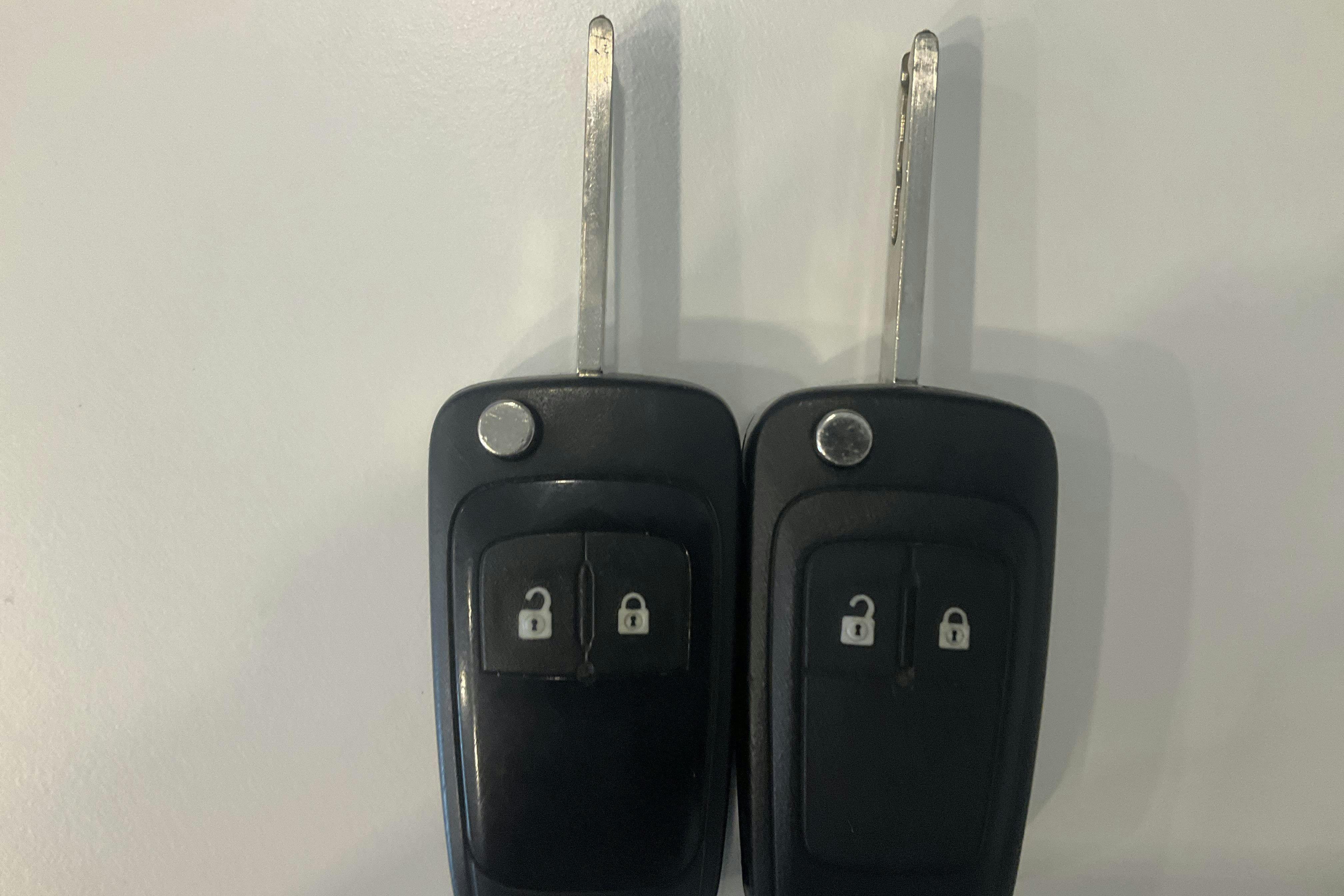 Vehicle Image 15