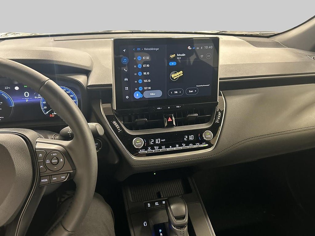 Vehicle Image 16