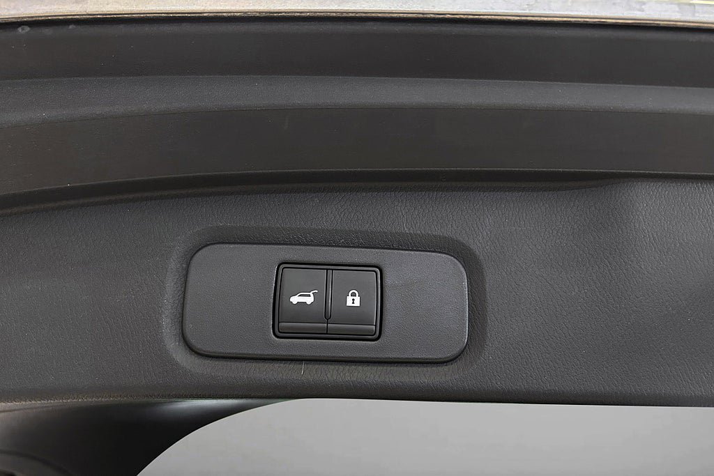 Vehicle Image 26