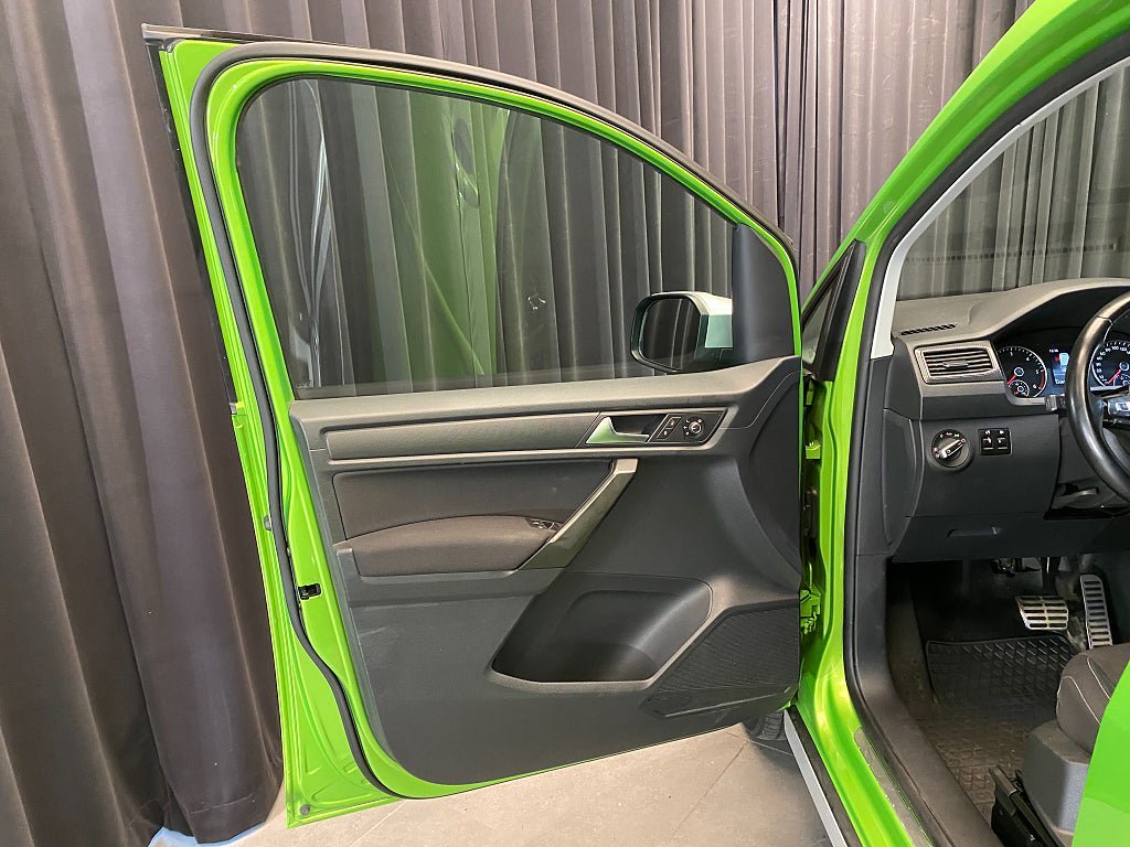 Vehicle Image 33