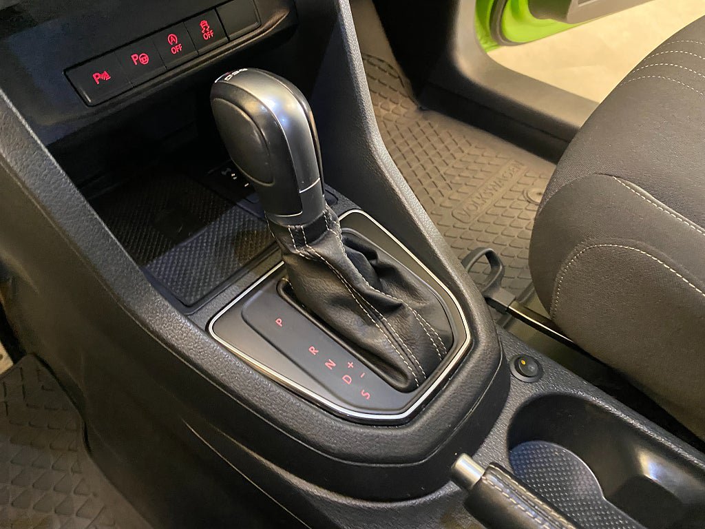 Vehicle Image 37