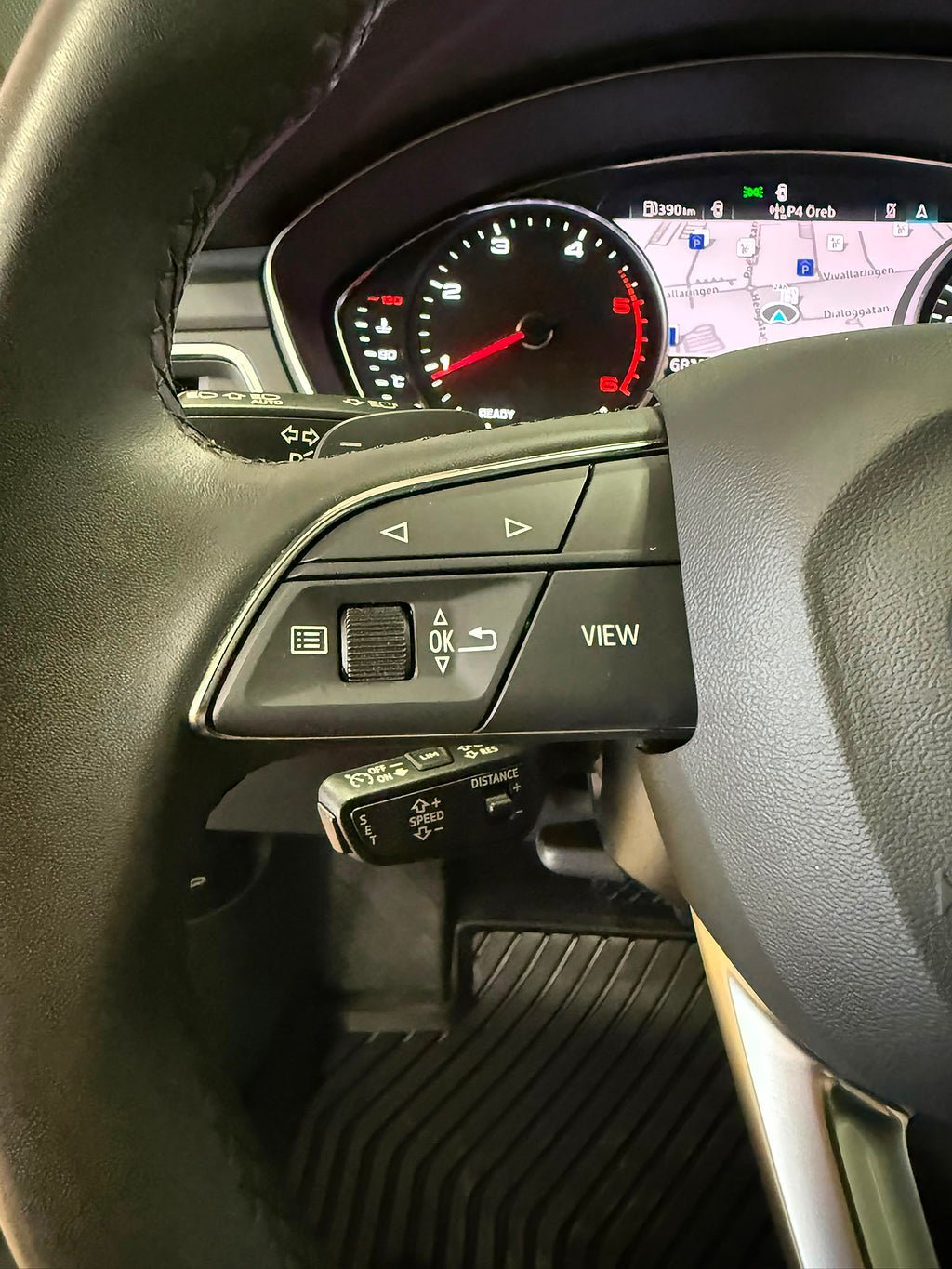 Vehicle Image 23
