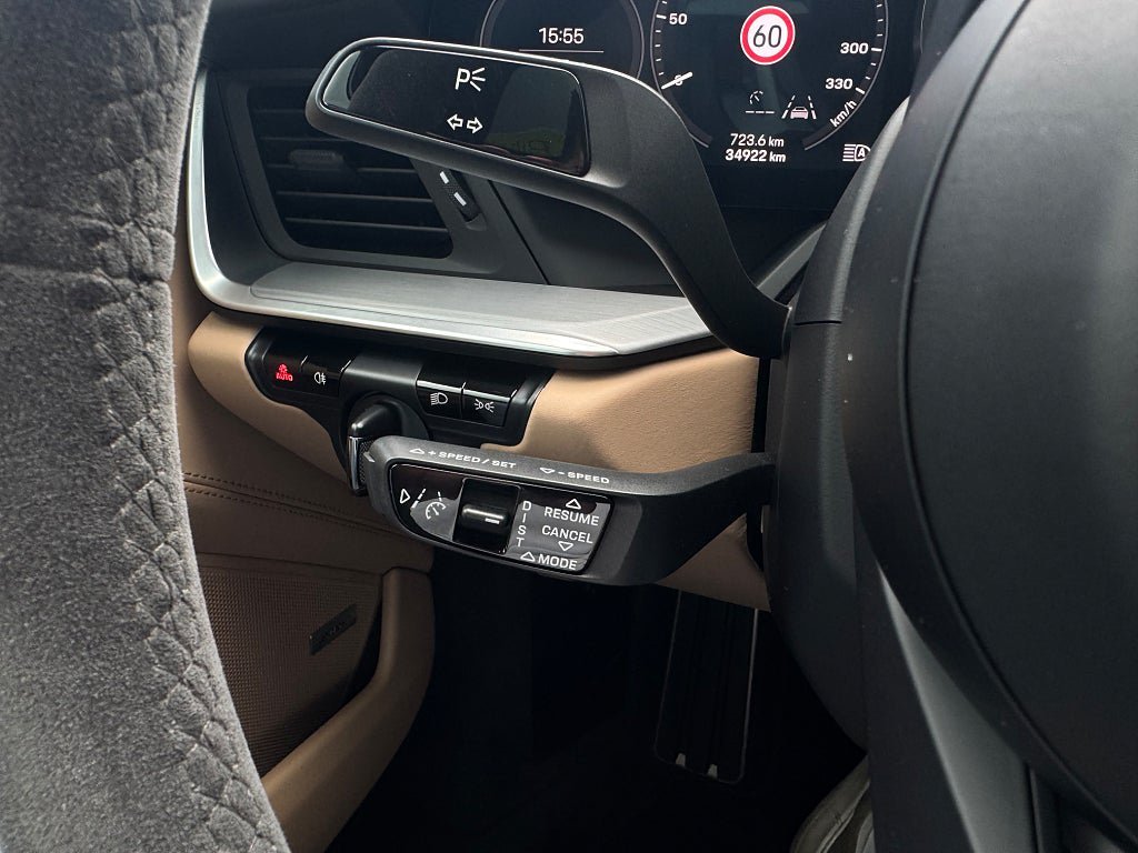 Vehicle Image 24