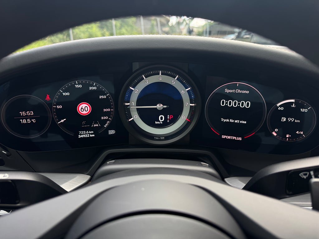 Vehicle Image 26