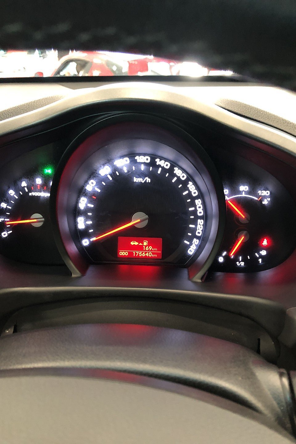 Vehicle Image 12