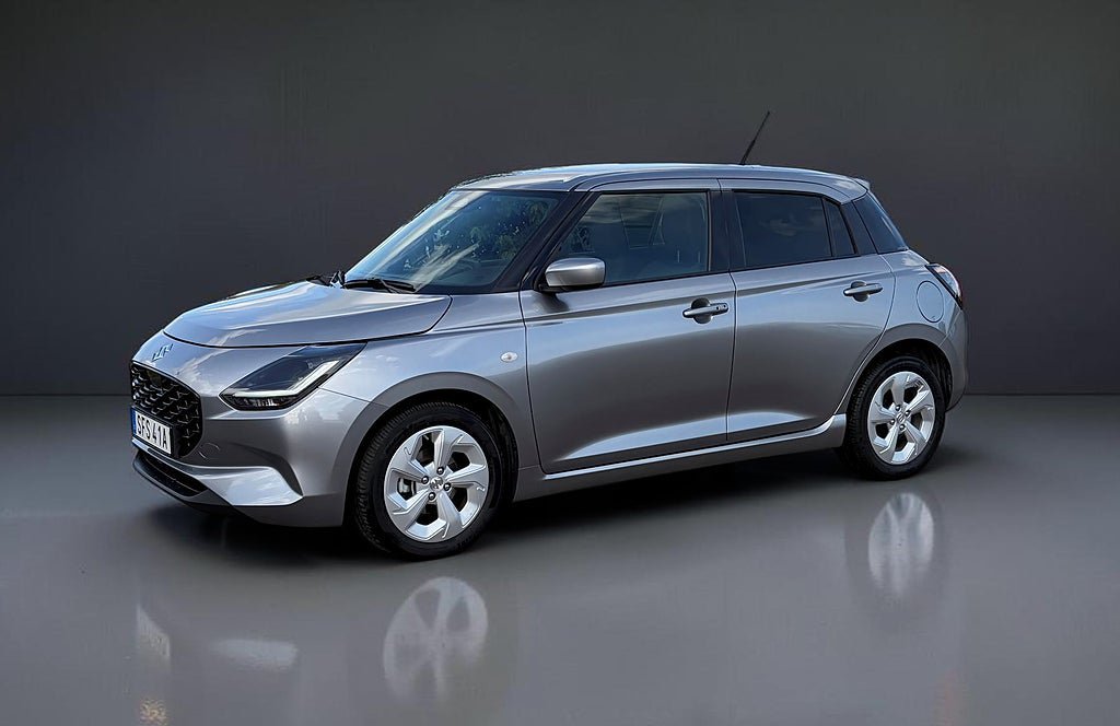 Vehicle Image 6