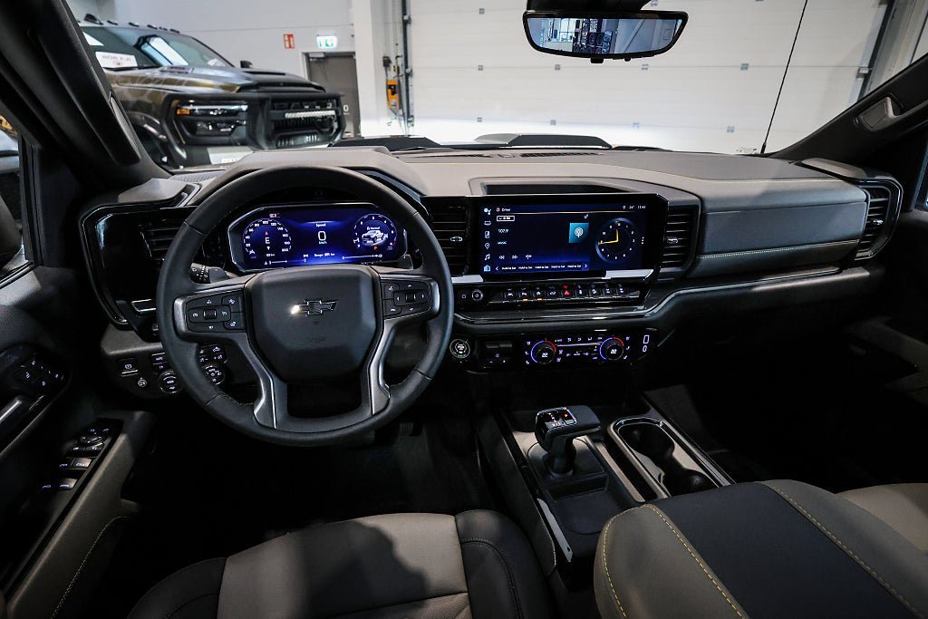 Vehicle Image 19
