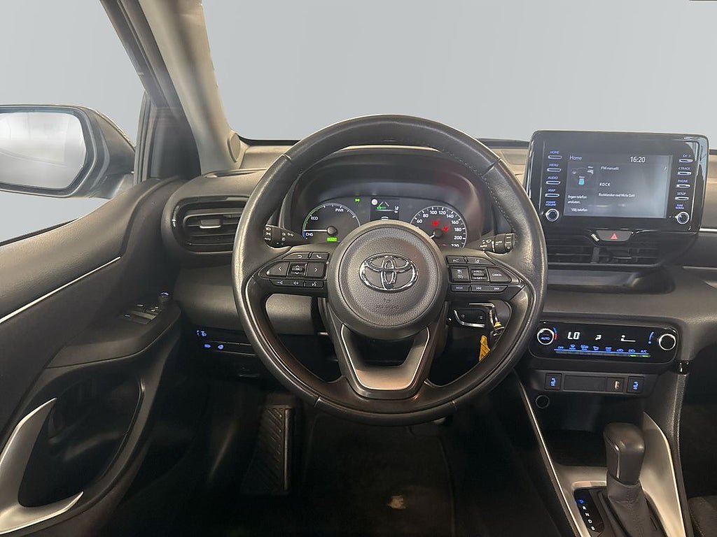 Vehicle Image 9