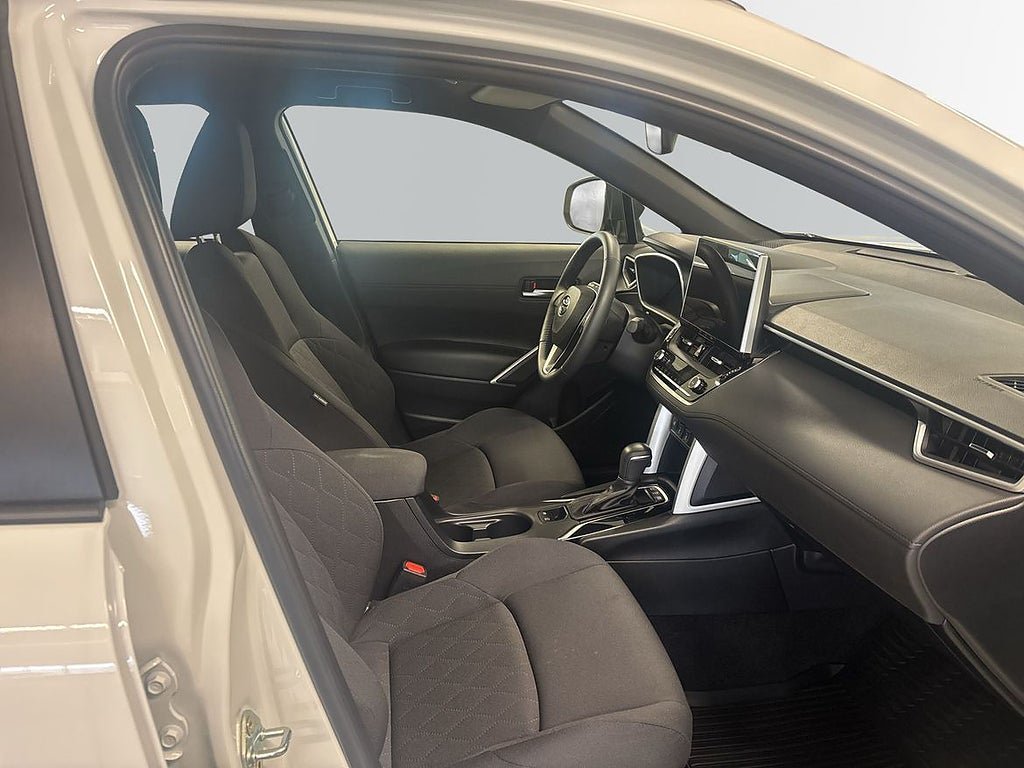 Vehicle Image 11