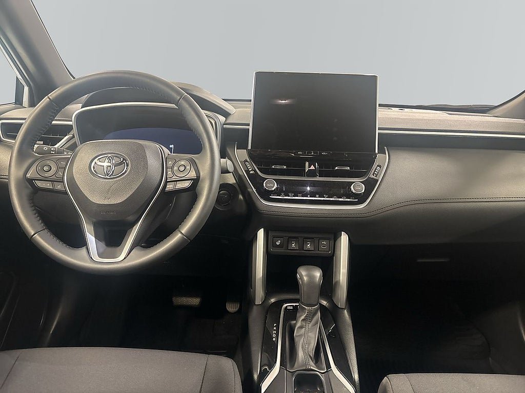 Vehicle Image 12
