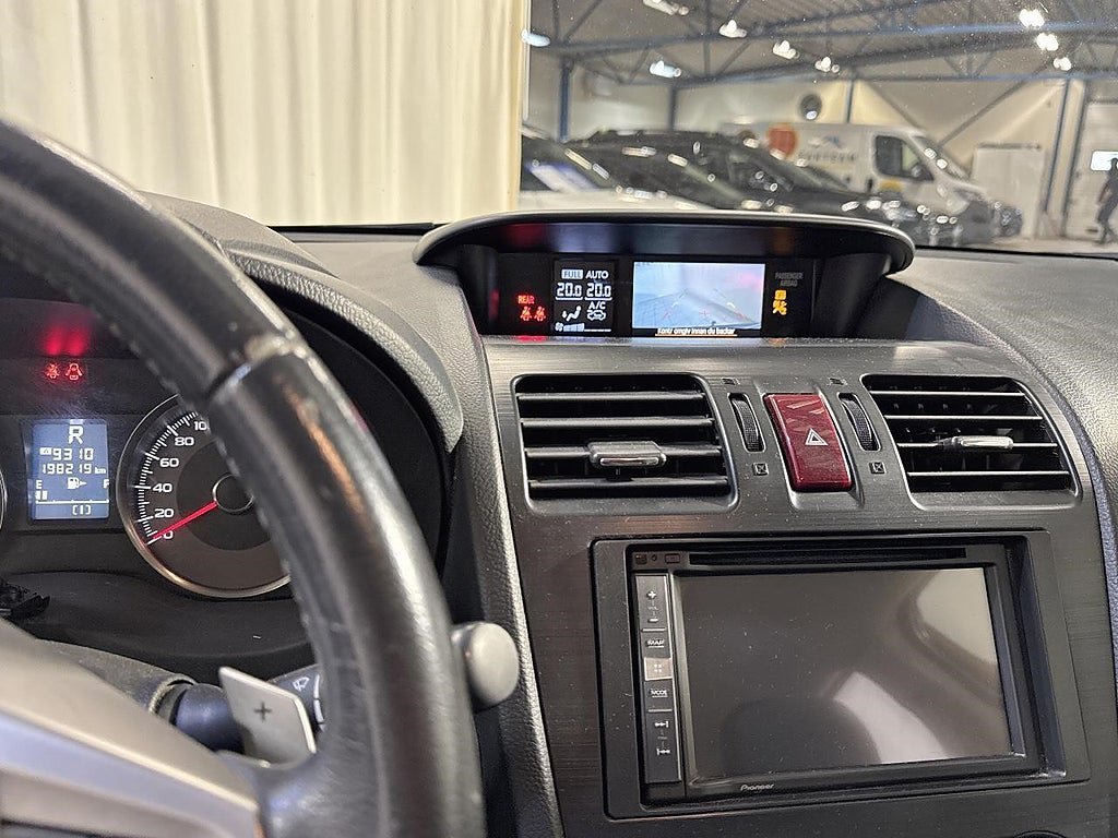 Vehicle Image 19