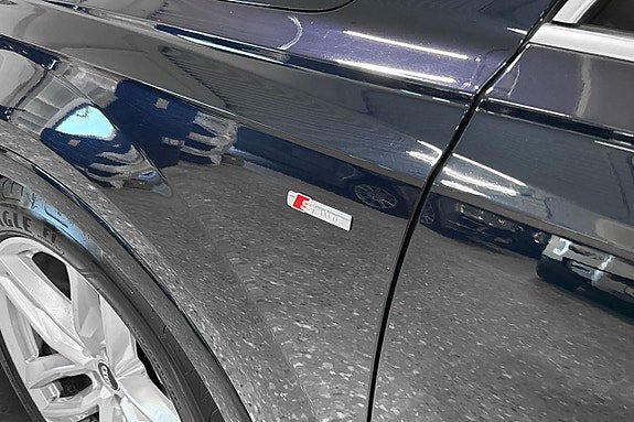 Vehicle Image 27