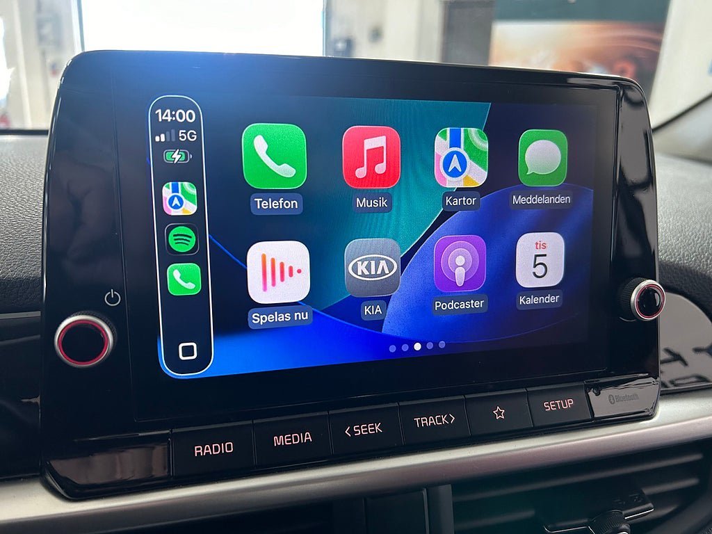 Vehicle Image 15