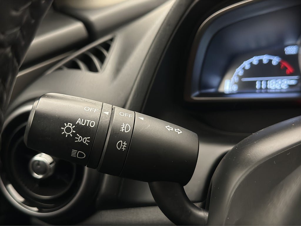 Vehicle Image 24