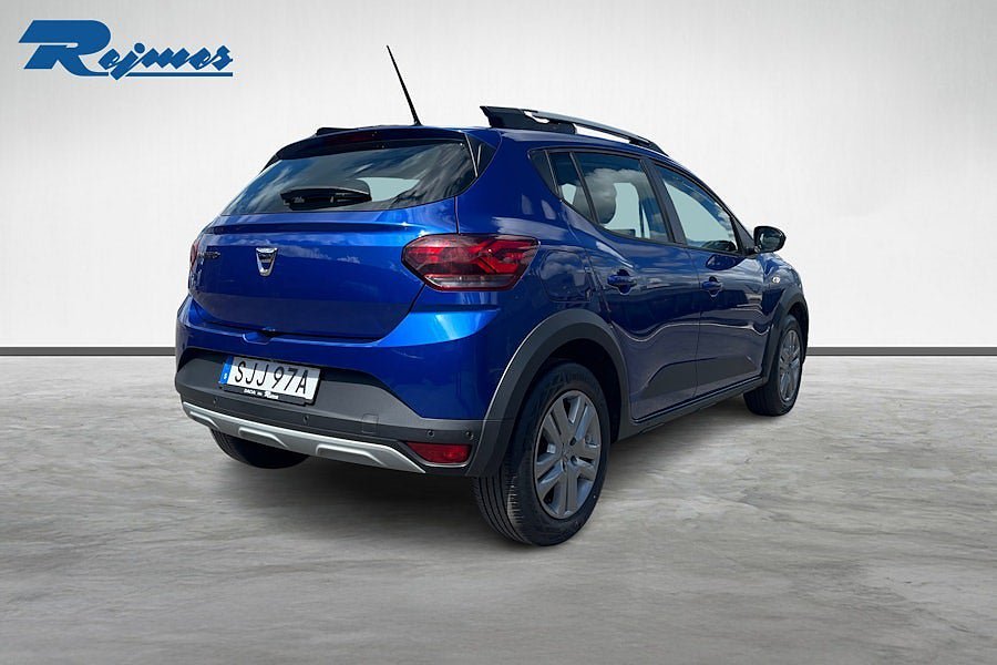 Vehicle Image 18