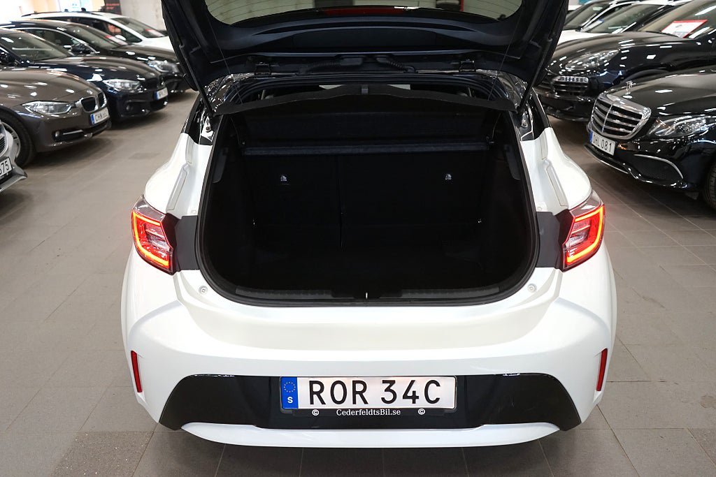 Vehicle Image 11