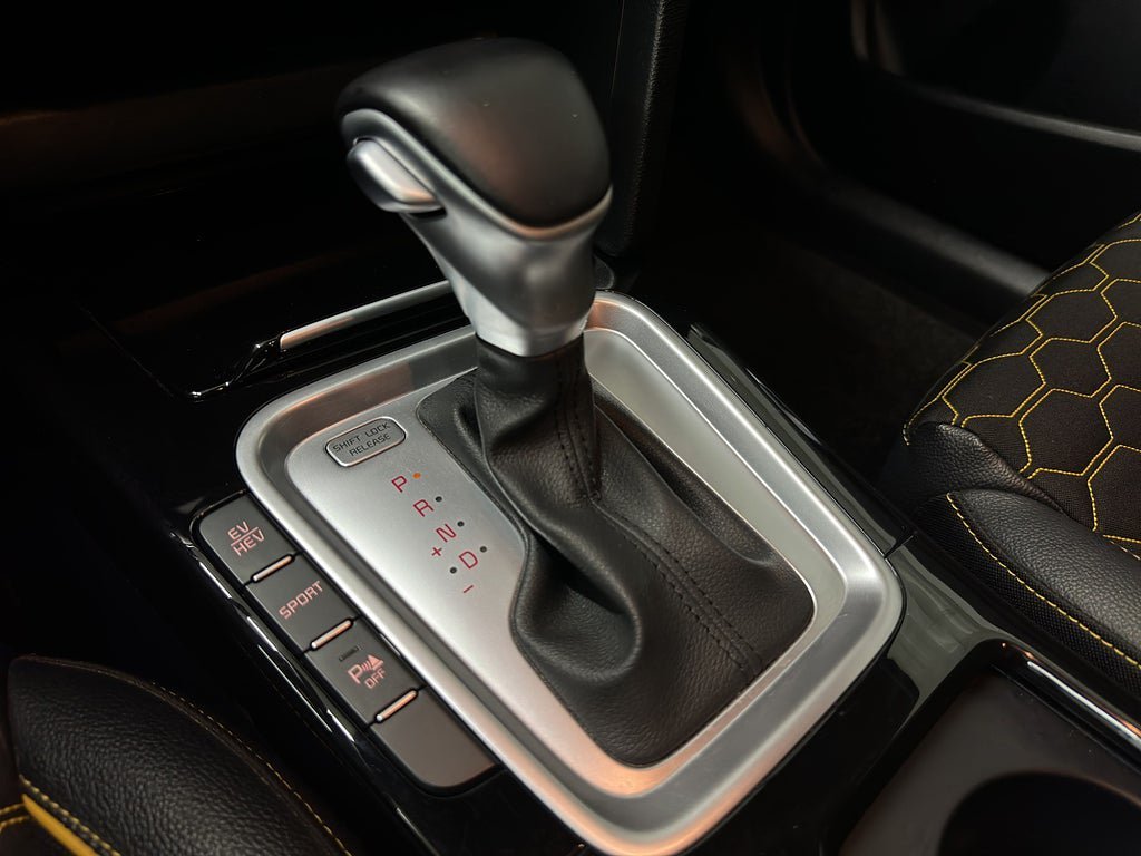 Vehicle Image 21