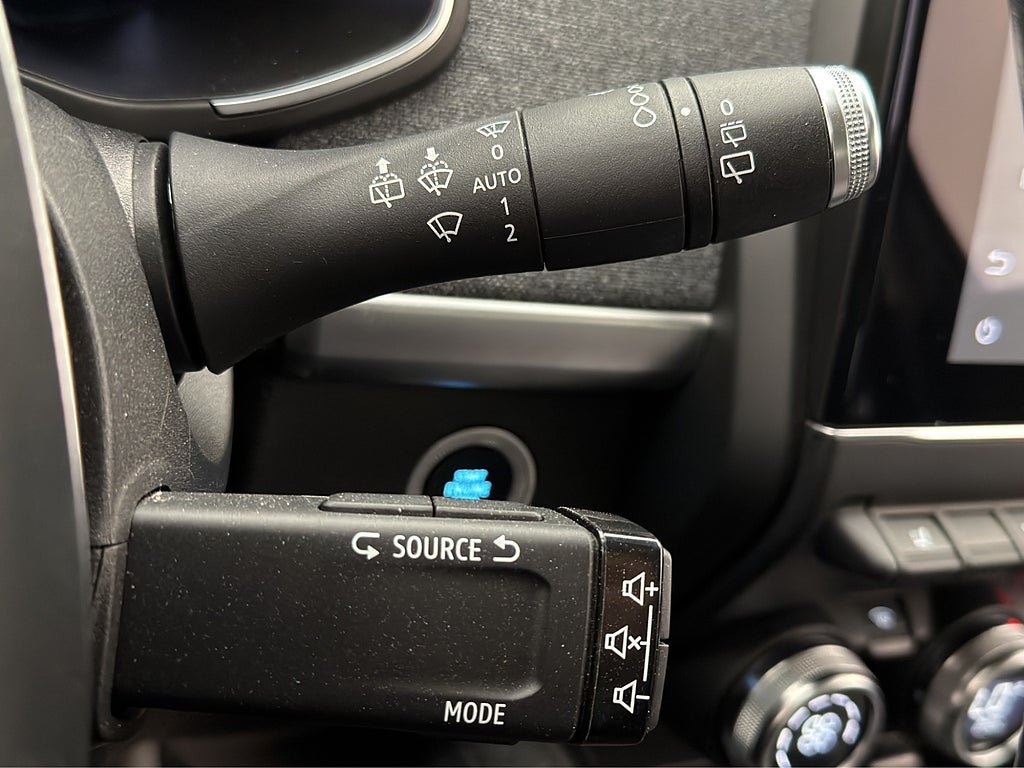 Vehicle Image 27