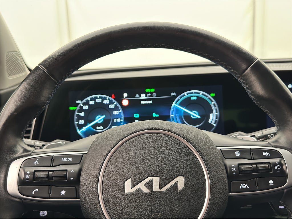 Vehicle Image 28