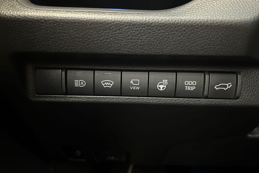 Vehicle Image 22