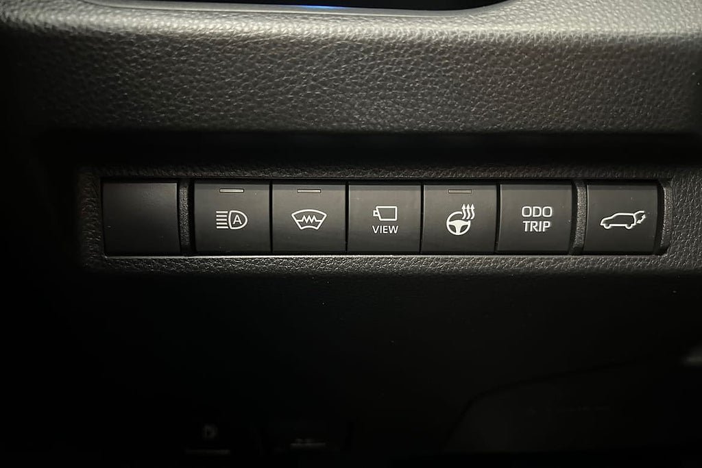 Vehicle Image 23